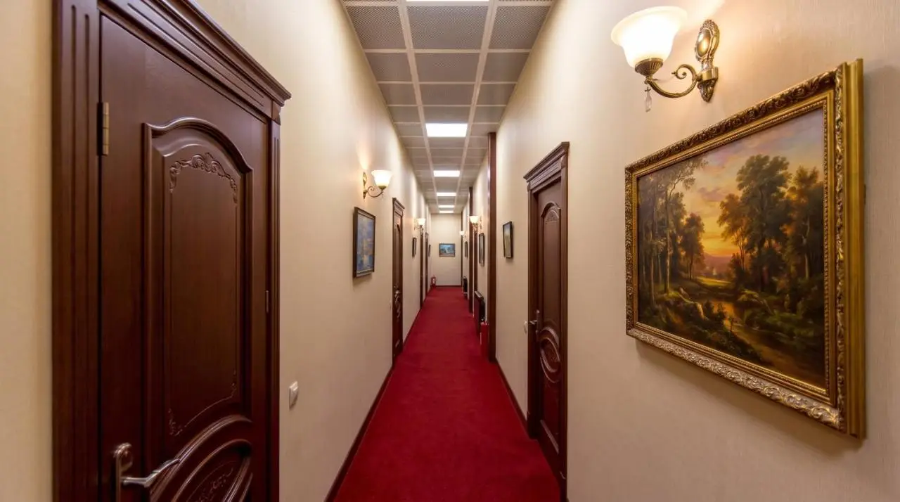 Passage Hotel & Apartments