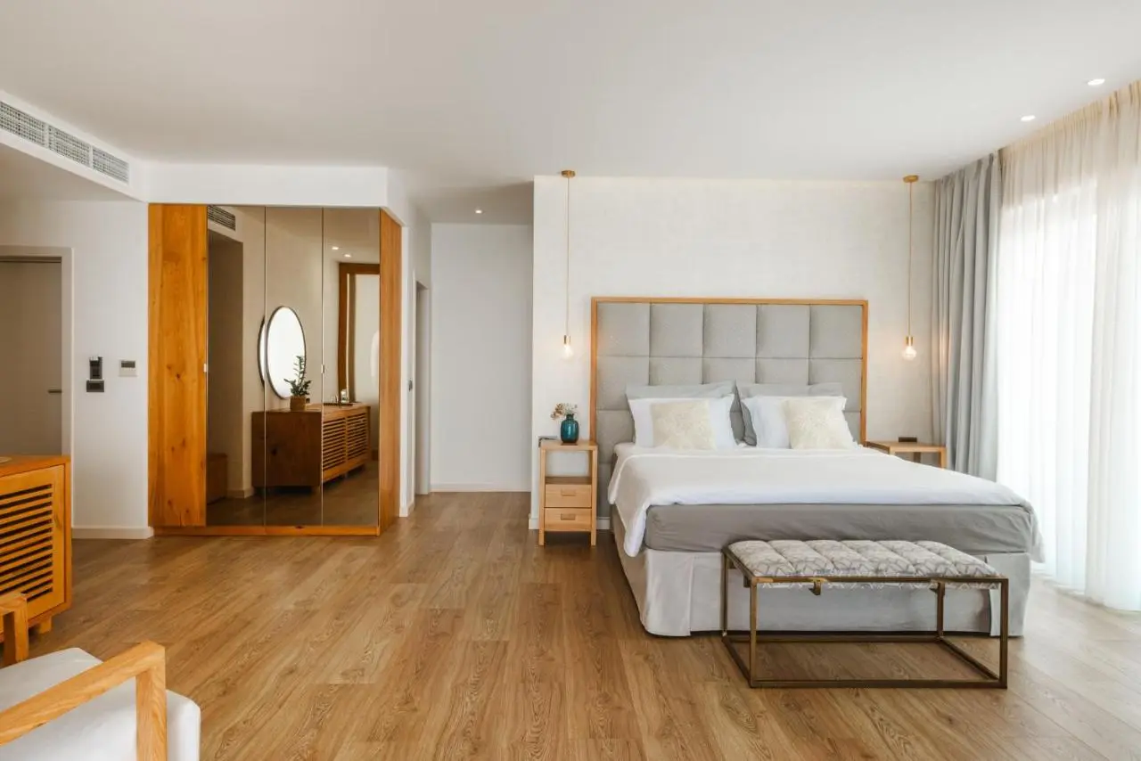 Glow Boutique Hotel & Suites