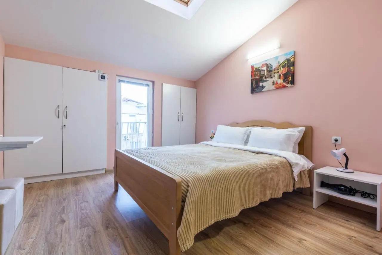 HB apartments Laghidze