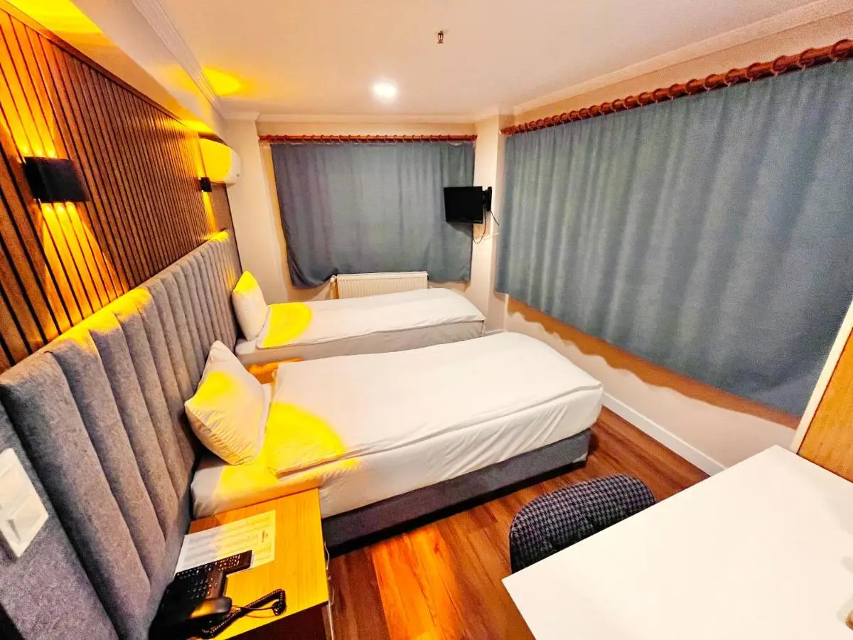 Naila Hotel