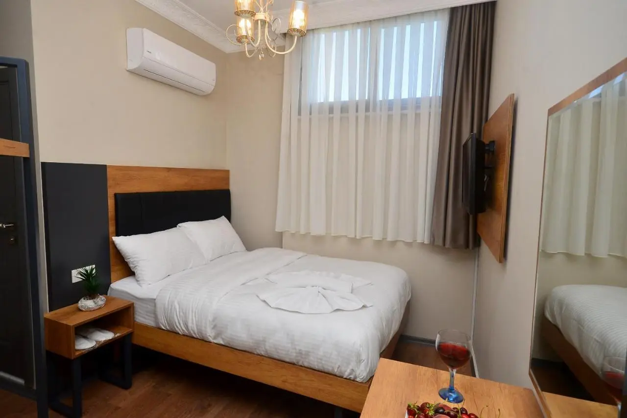 Grand Balyan Hotel & Restaurant