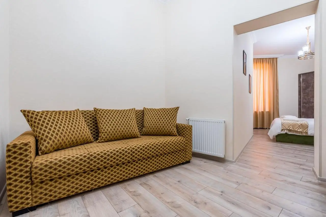 Golden Light Hotel