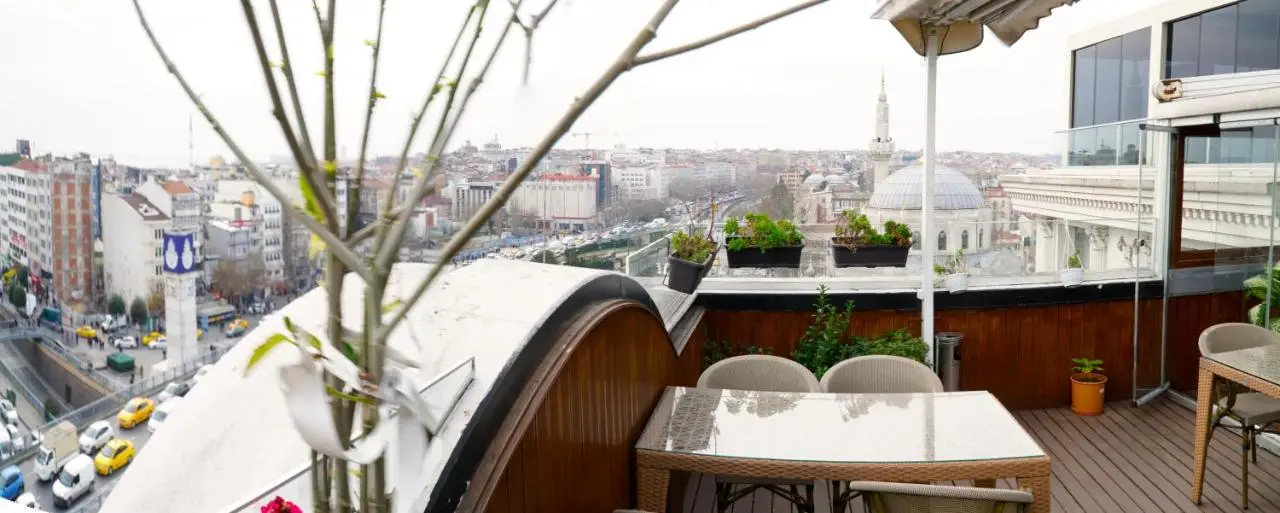Parmada Hotel