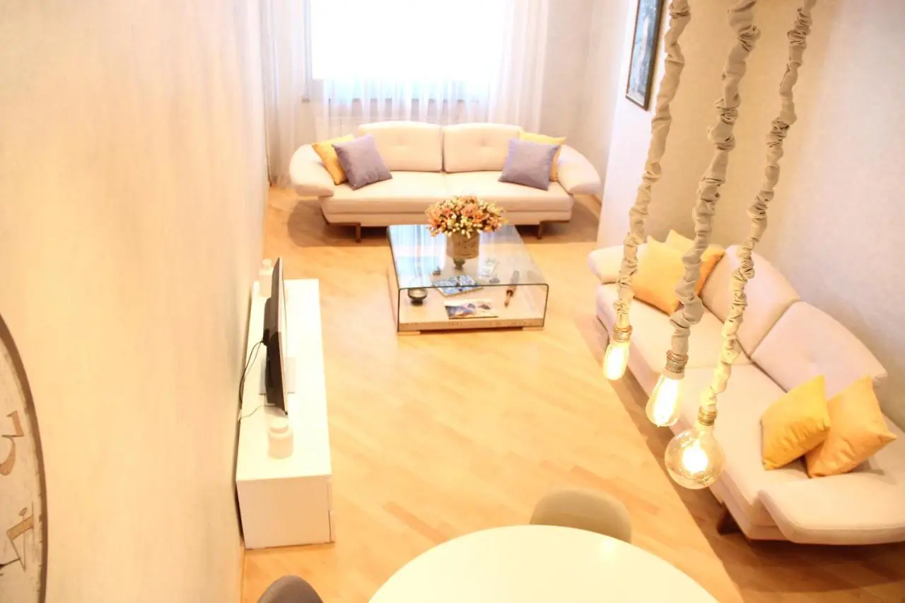Maxela Apartments