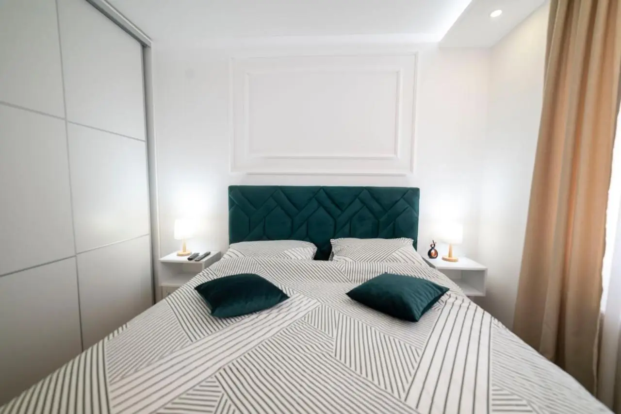 Apartment Premium Deny