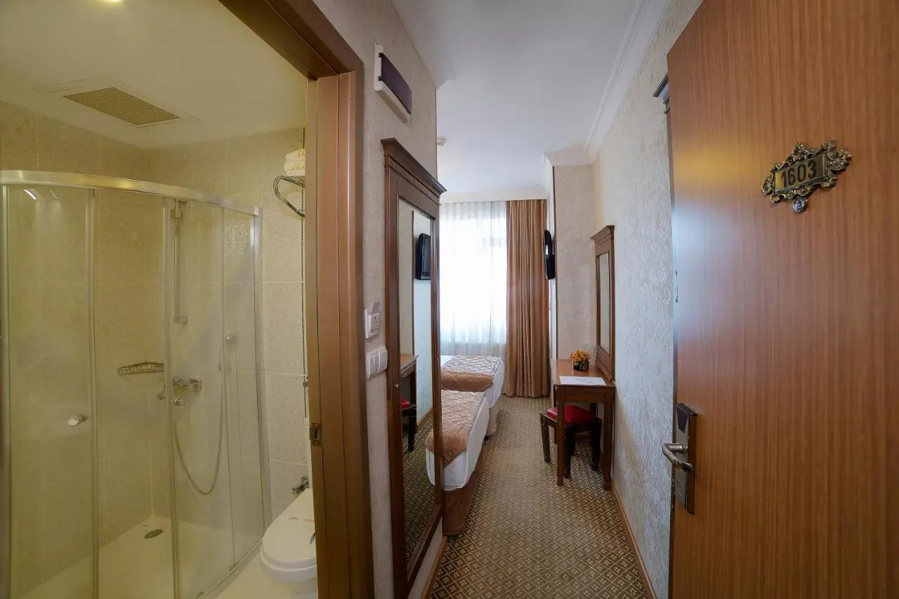 Grand Unal Hotel