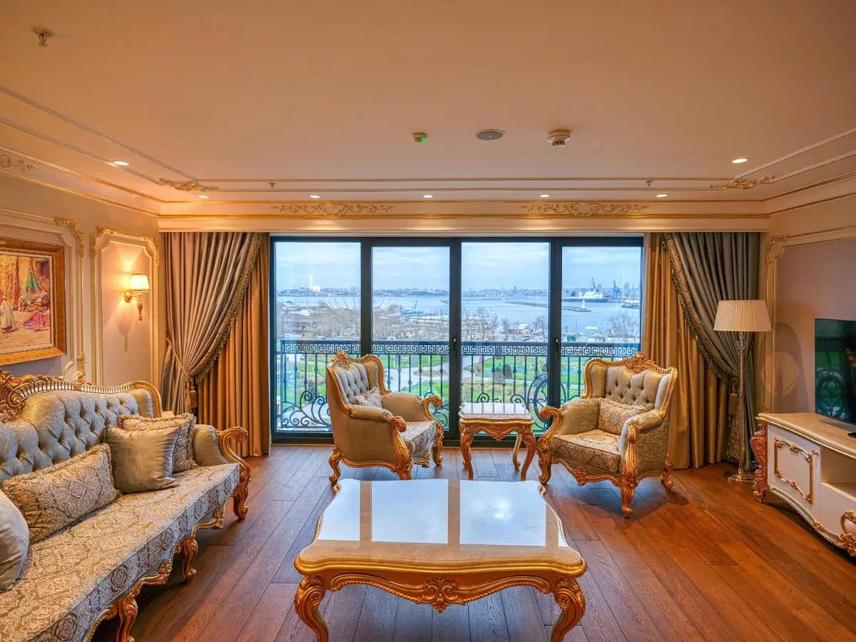 Dekalb Hotel Istanbul