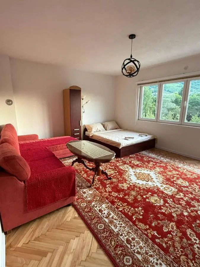 Comfort house near pyramids II