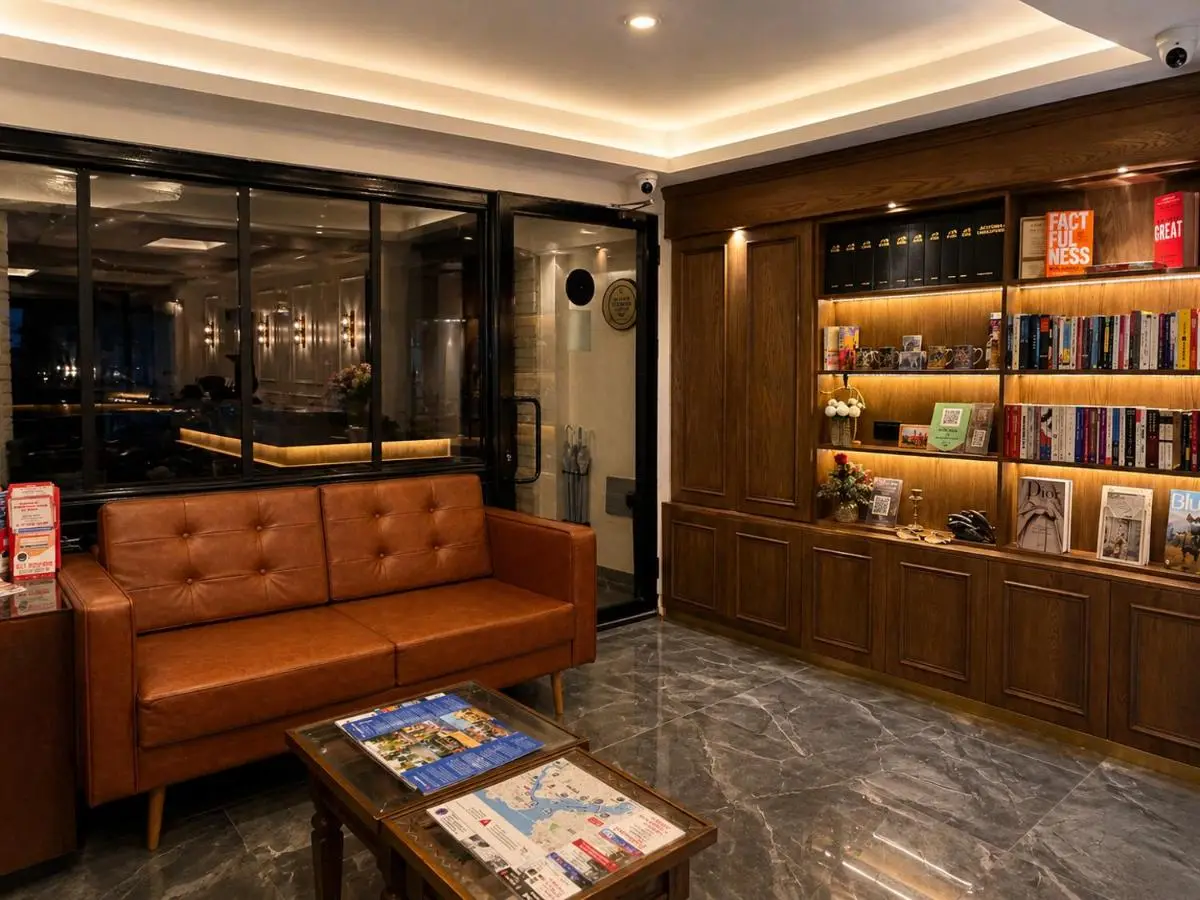 The PeraPort Hotel
