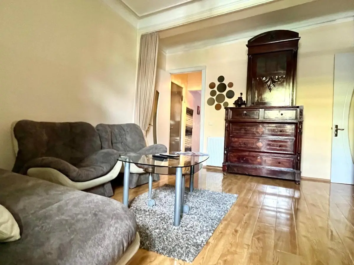 Apartment in Old Tbilisi Orbeliani Square
