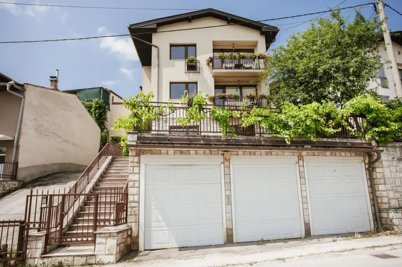 Ovcina Garden view residence