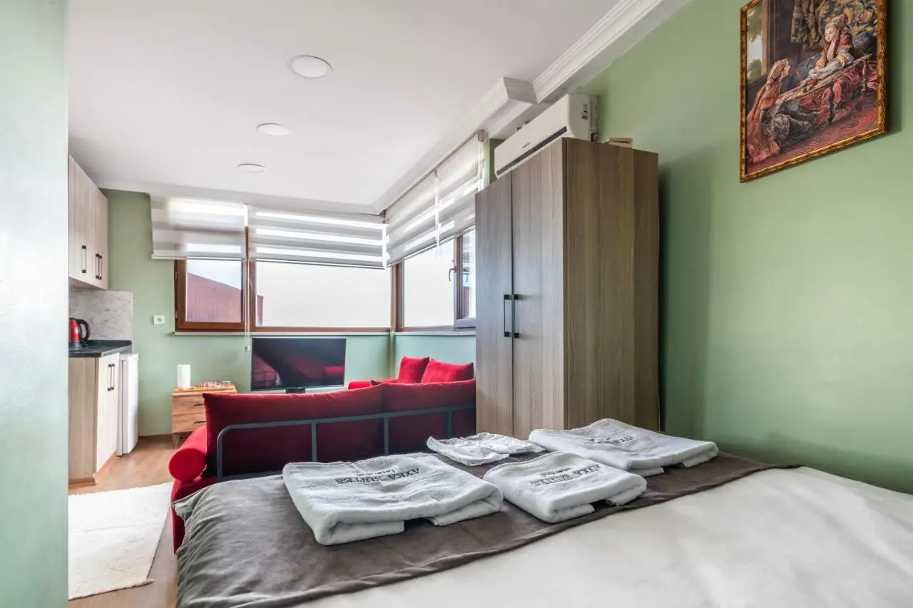 AYKA APART SUiTES OLD CITY