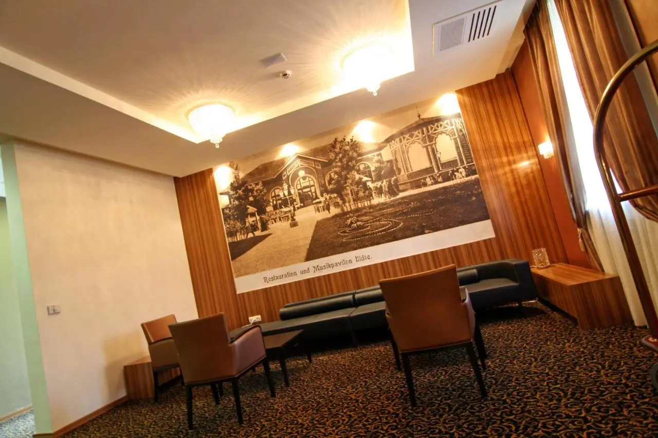 Hotel Crystal