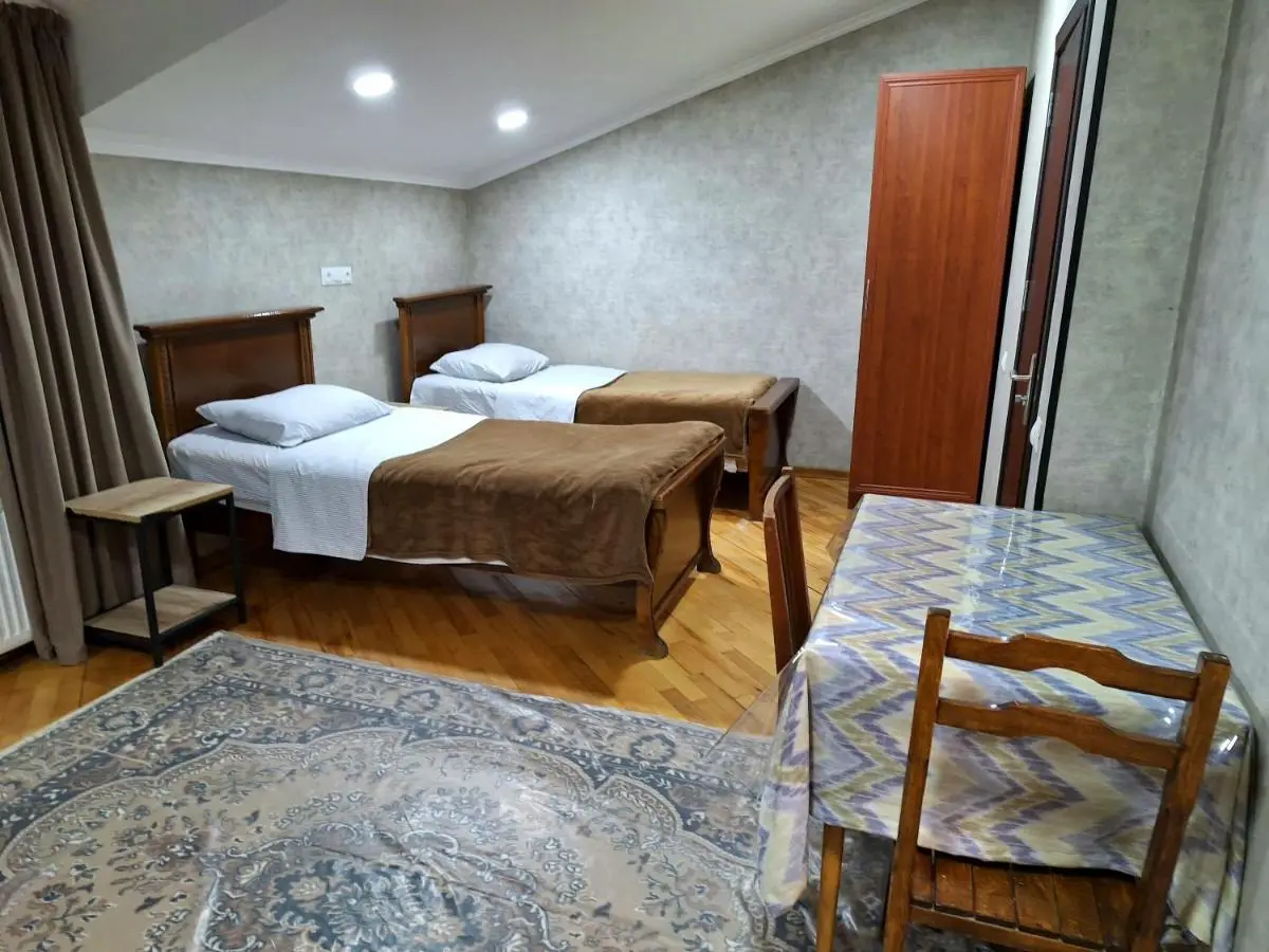 GUEST HAUSE & HOSTEL 15a