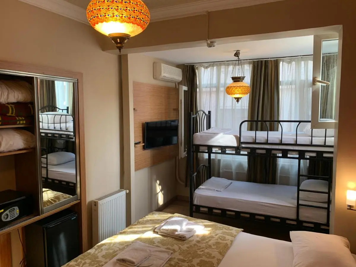Antique Hostel