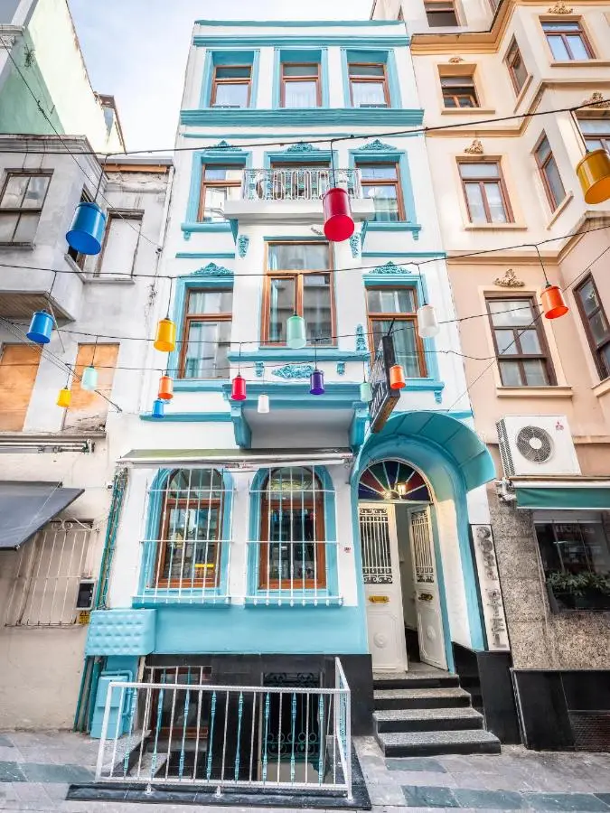 Taksim Dora Hotel