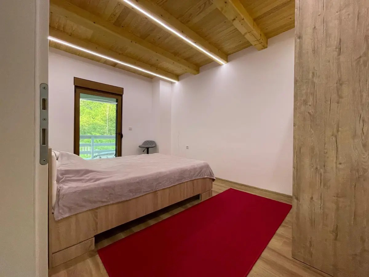 "Emerald" Guesthouse