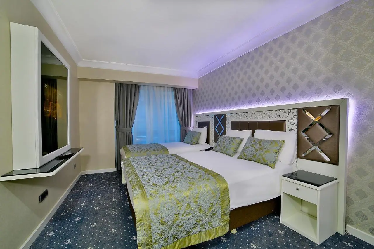 Monaco Hotel