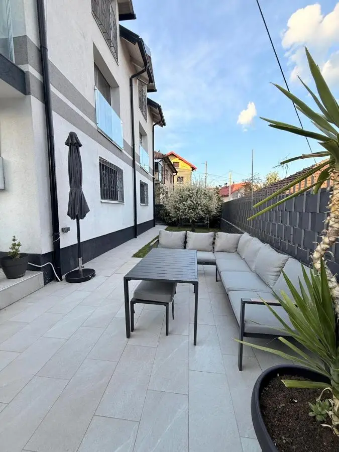 Apartment Mey
