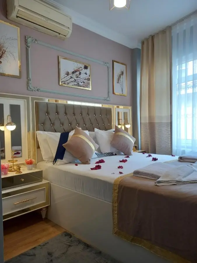 Emirhan Guesthouse & Suites