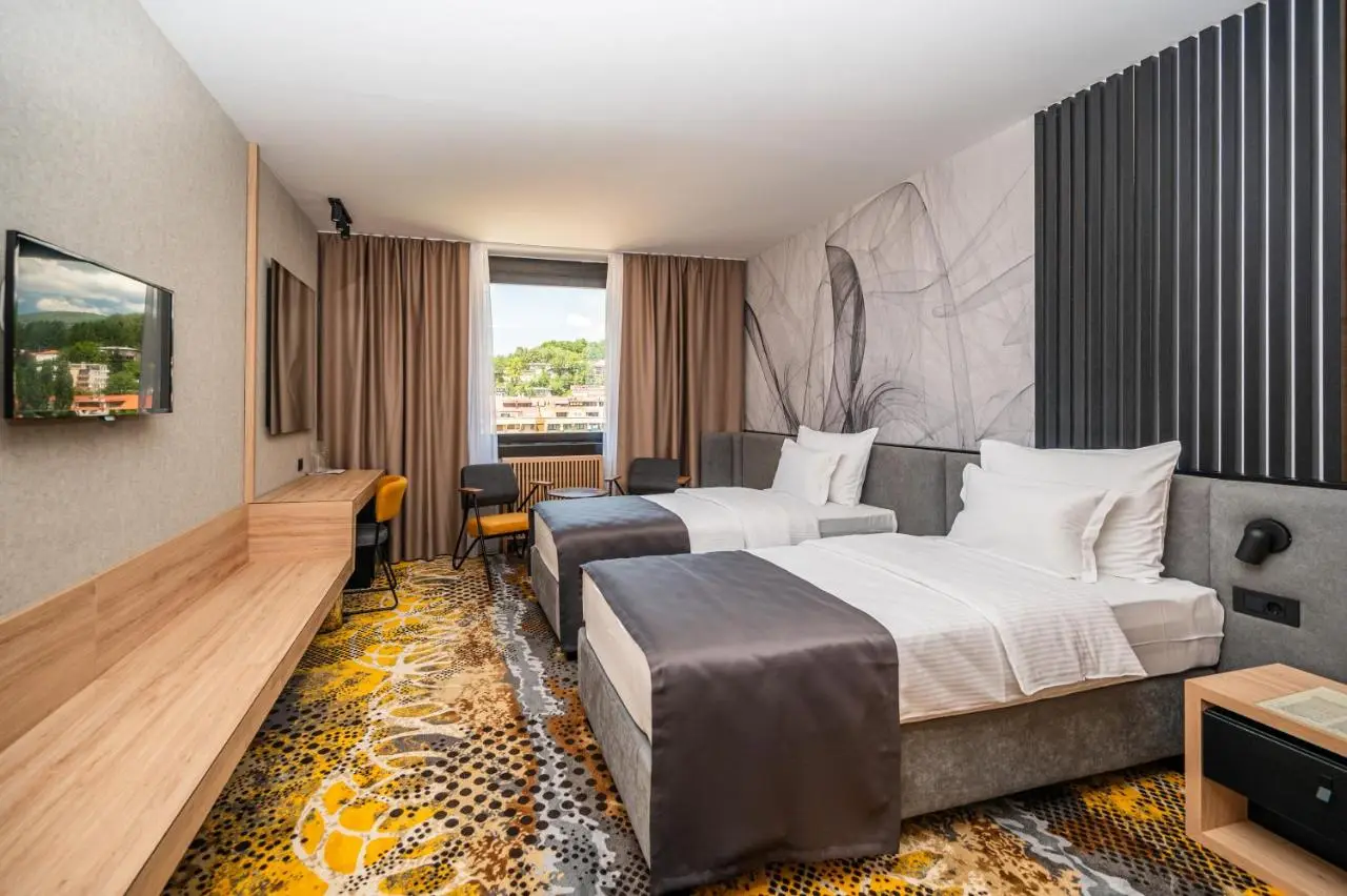 Hotel Holiday