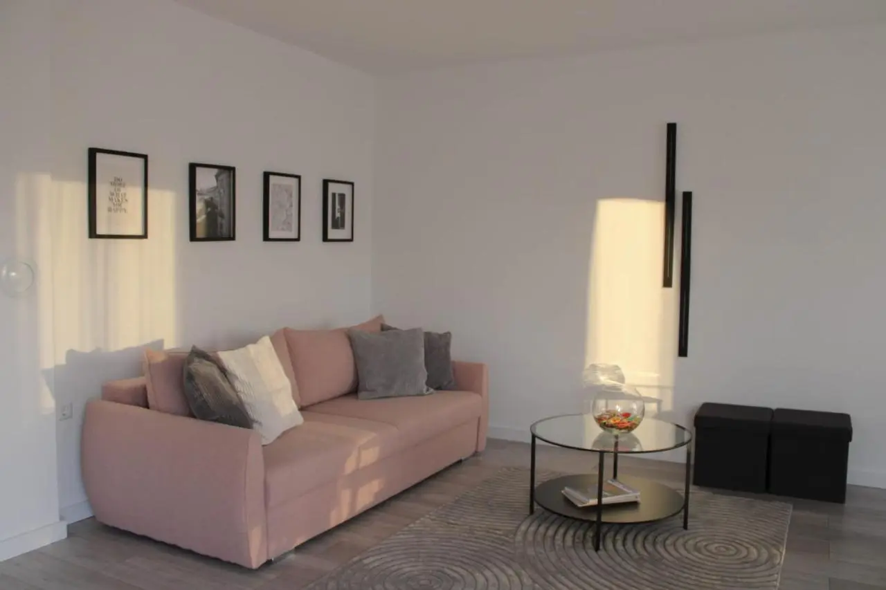 Apartment Merry Harmony Heights - Balcony & Free Garage & Parking