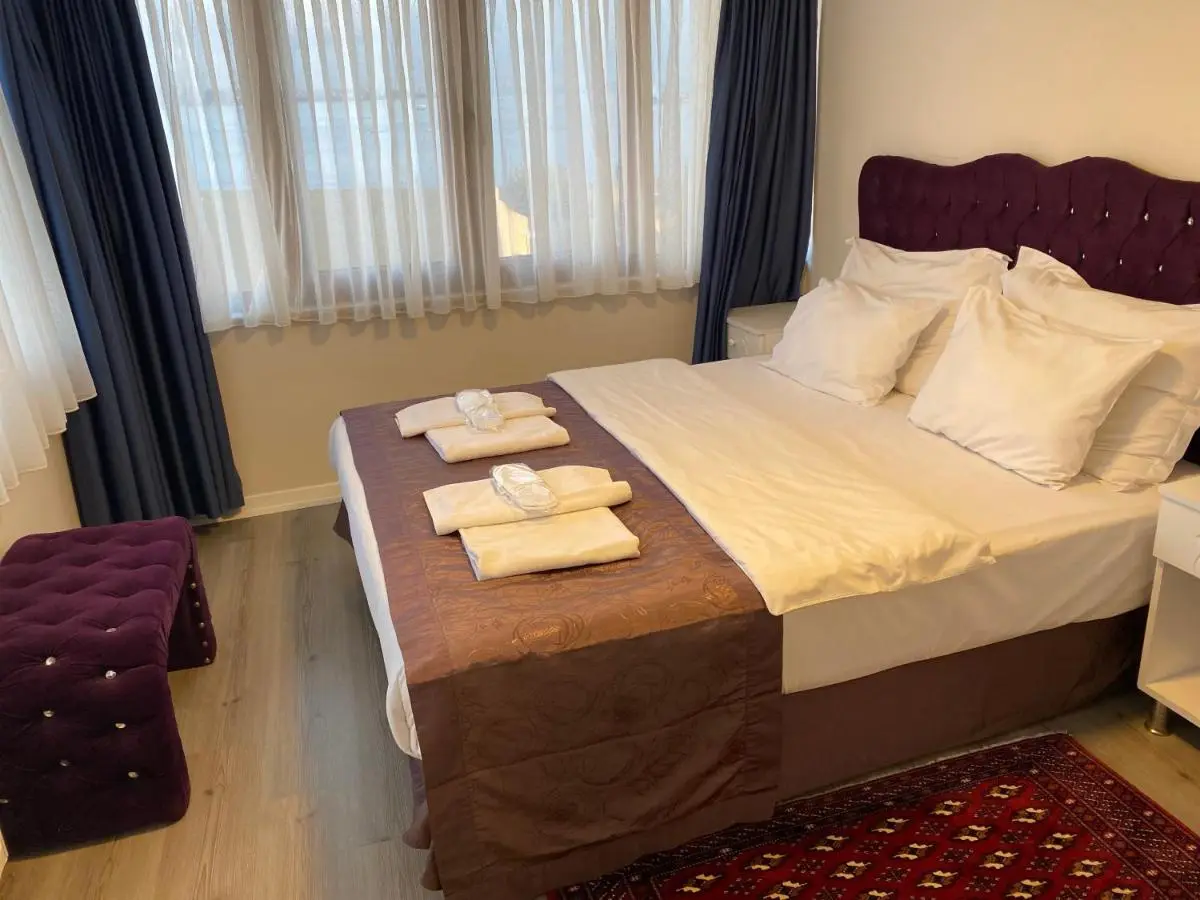 Spinel Hotel - Old City
