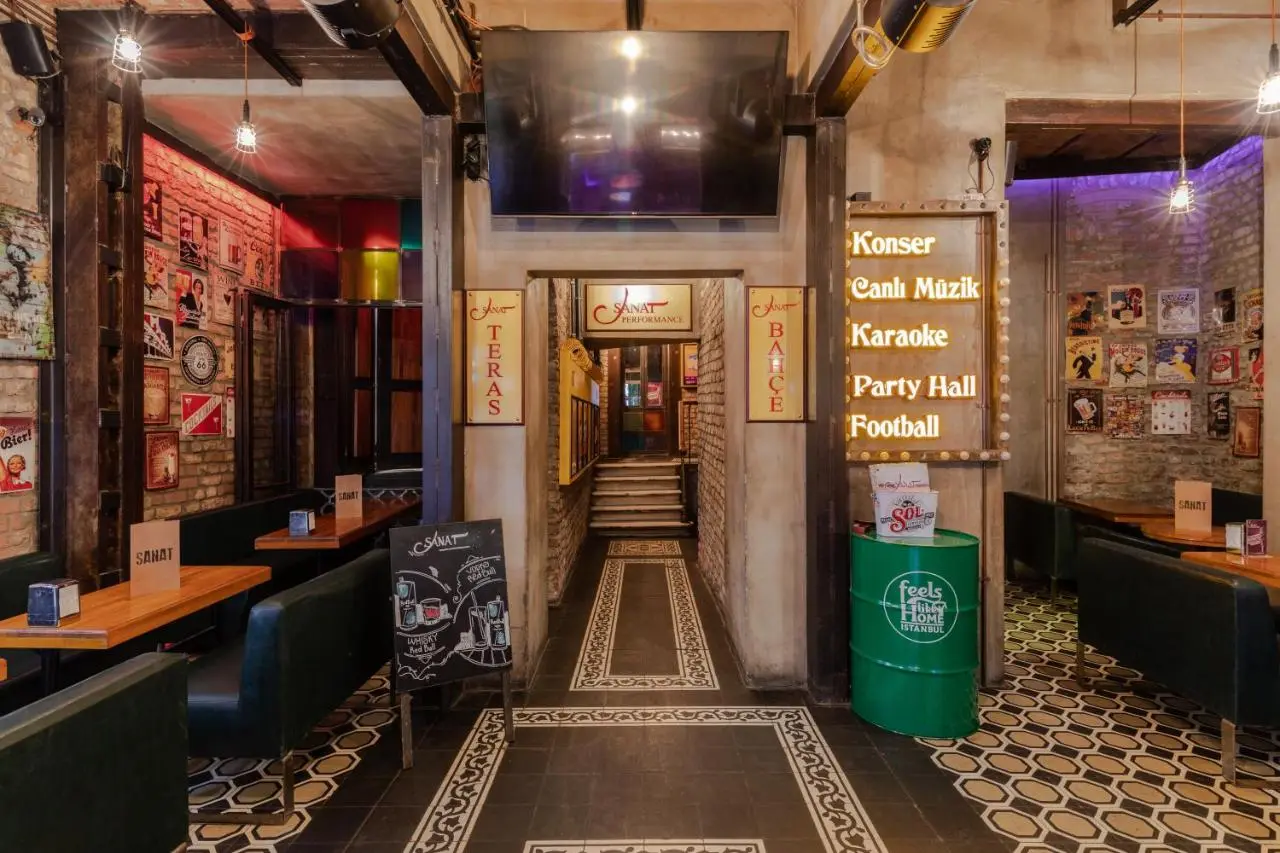 Sanat Hostel Taksim