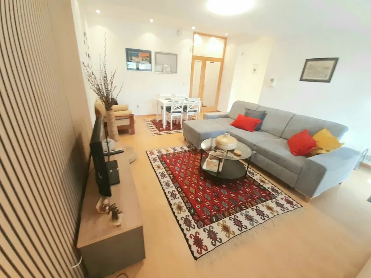 Chic apartment in Baščaršija + Parking & Garden