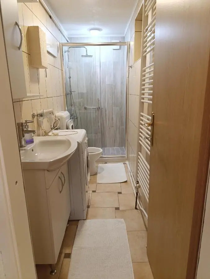 GRBAVICA COZY APARTMENT - free parking