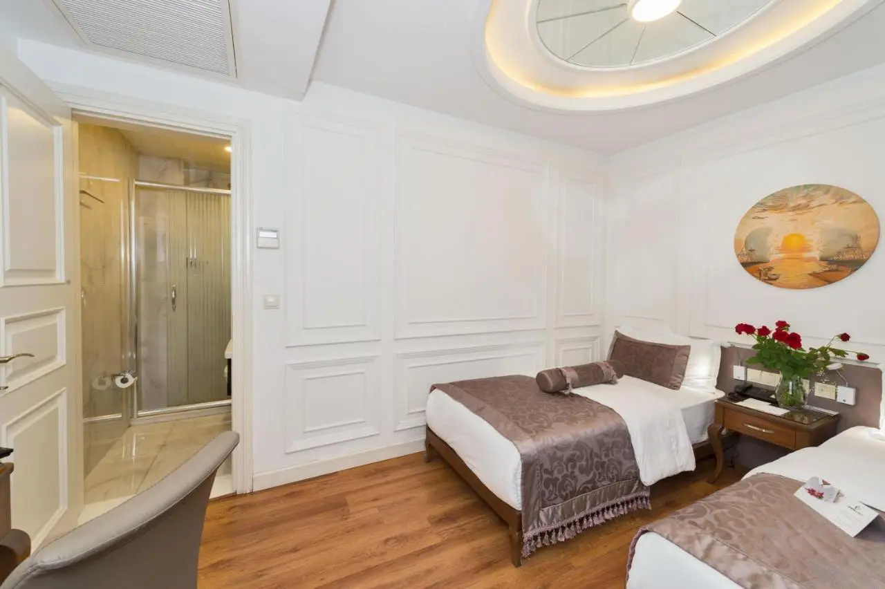 Darkmen Hotel 2