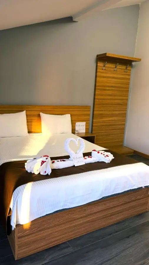 Waves hotel