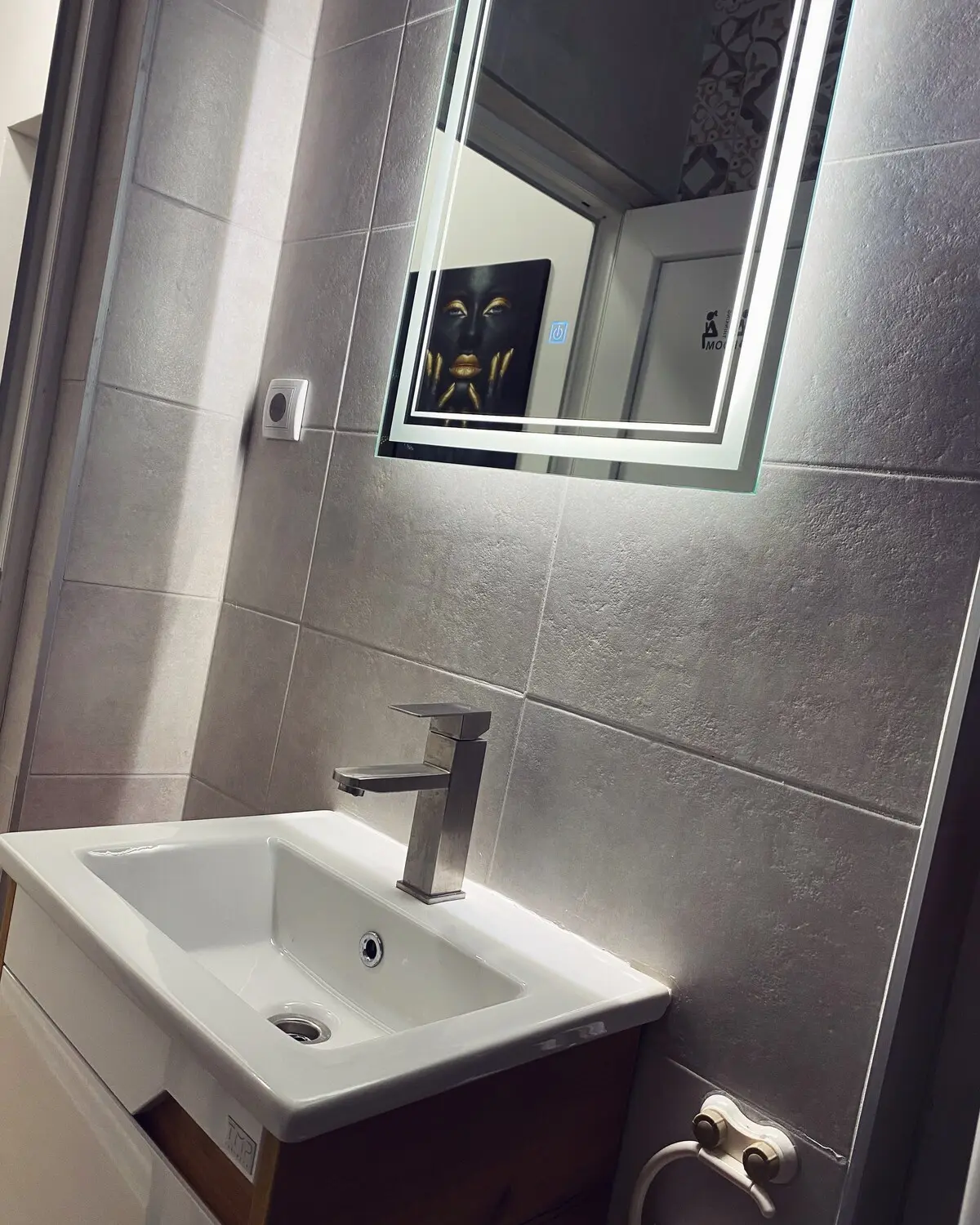 Demir Apartments