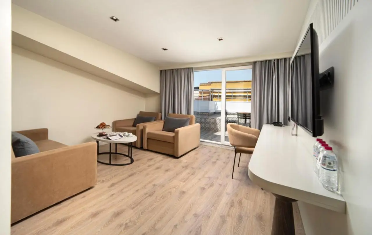 Taksim Galataport FRZ Burak Hotel