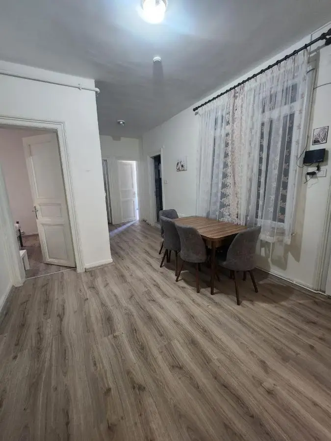 Nostalgia Apartment