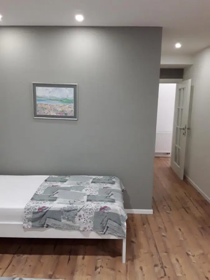 Villa Flower with Free Onsite Parking