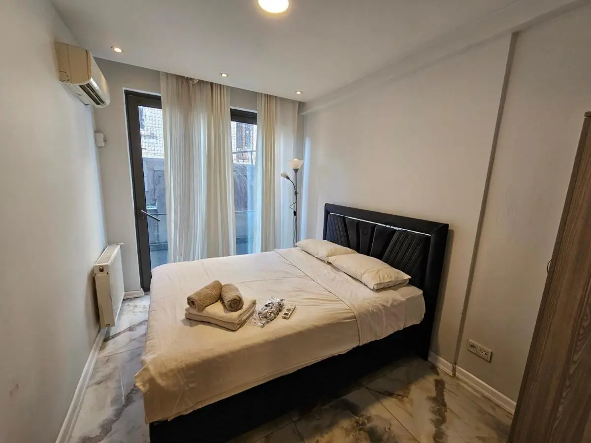 PERFECT RESİDENCE TAKSİM, 2 BEDROOM, POOL, Gym, Sauna