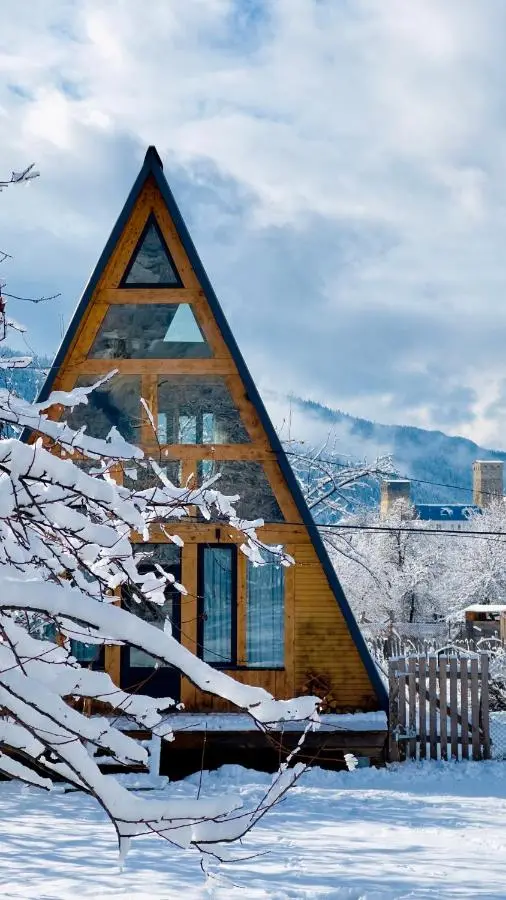 A-frame mestia