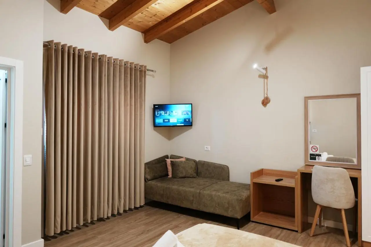 Arial Penthouse Suites