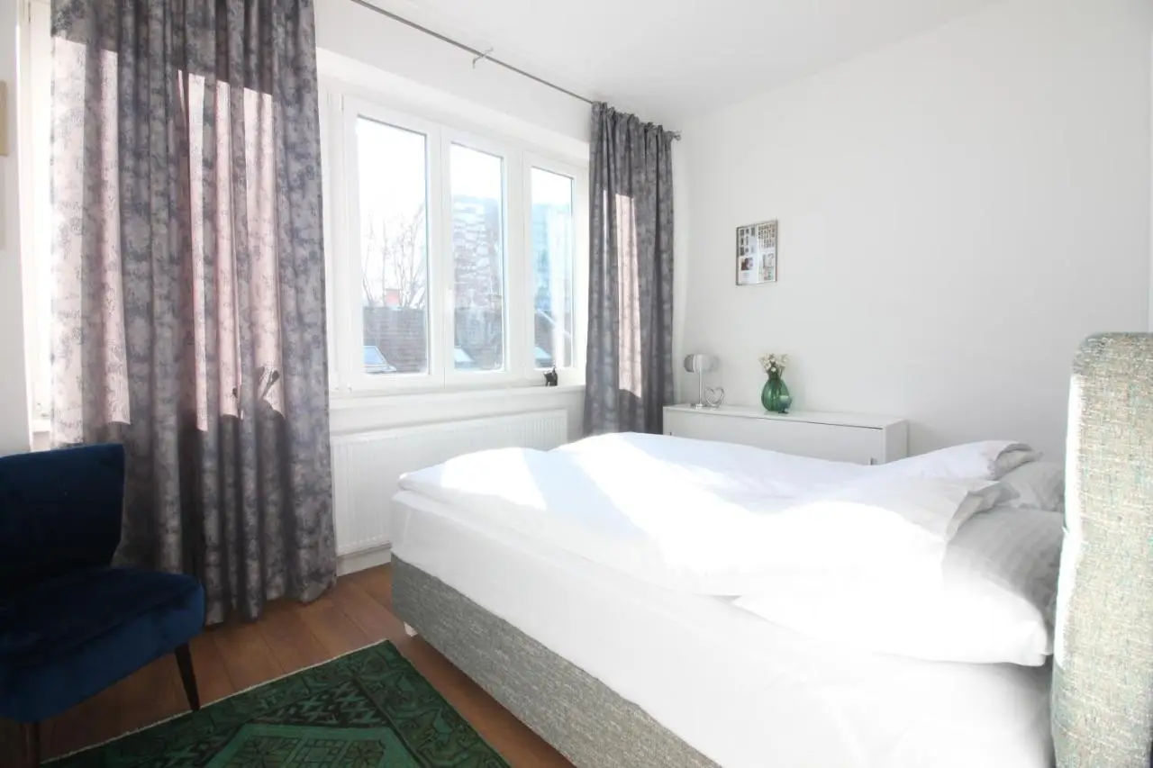 Sunny Apartment