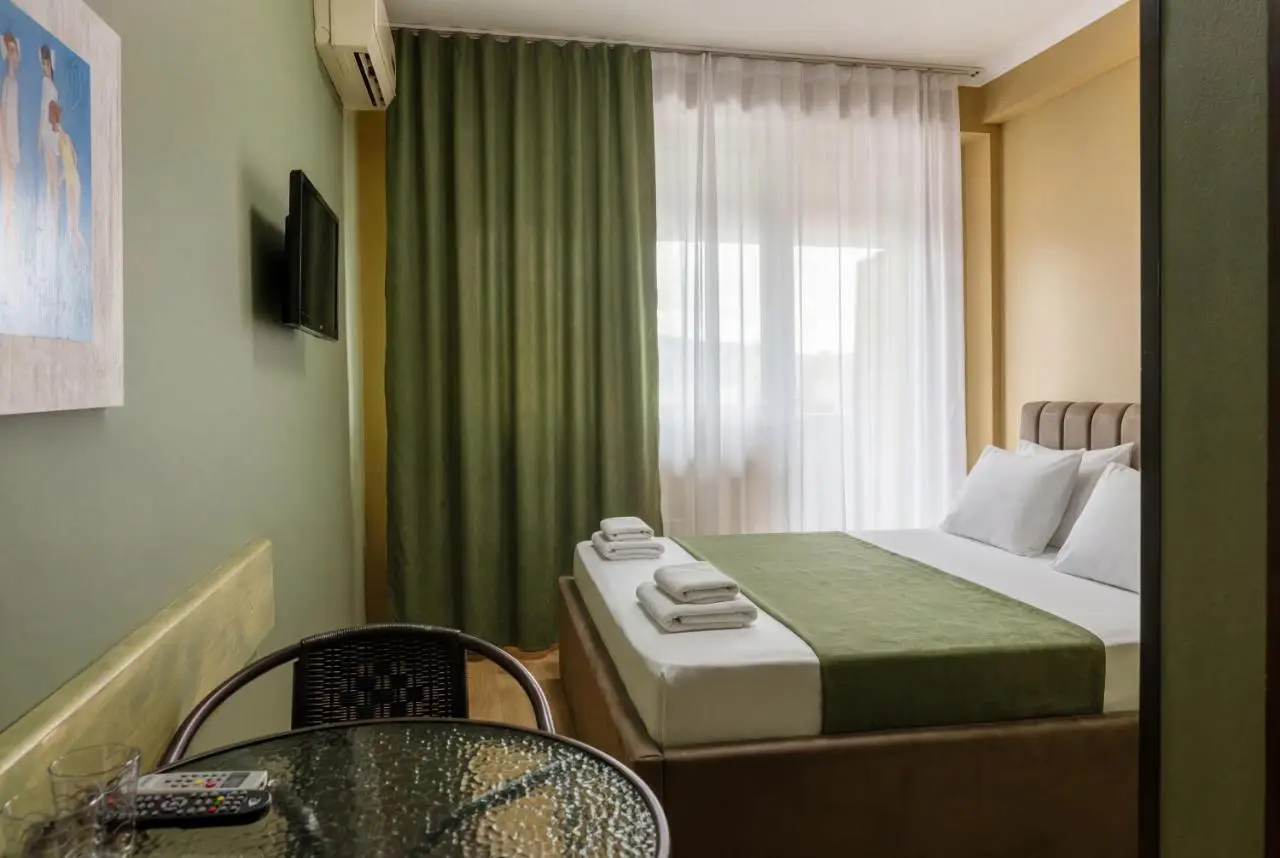 Hotel Tbilisi Central by Mgzavrebi