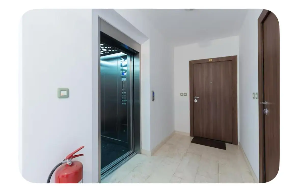 Merak - Two bedroom apartment- Free parking