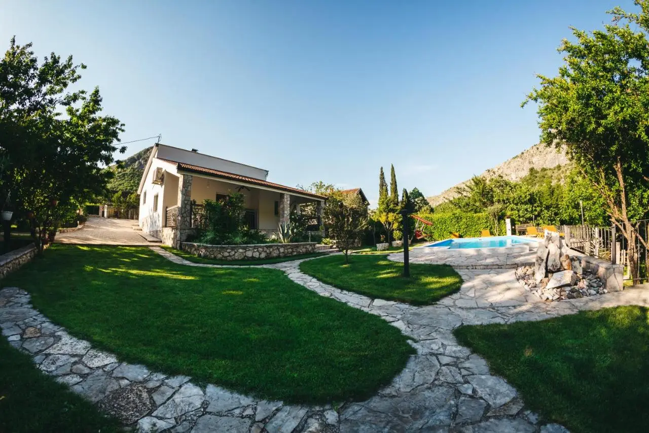 Villa Gana-Green Oasis with Heated Pool