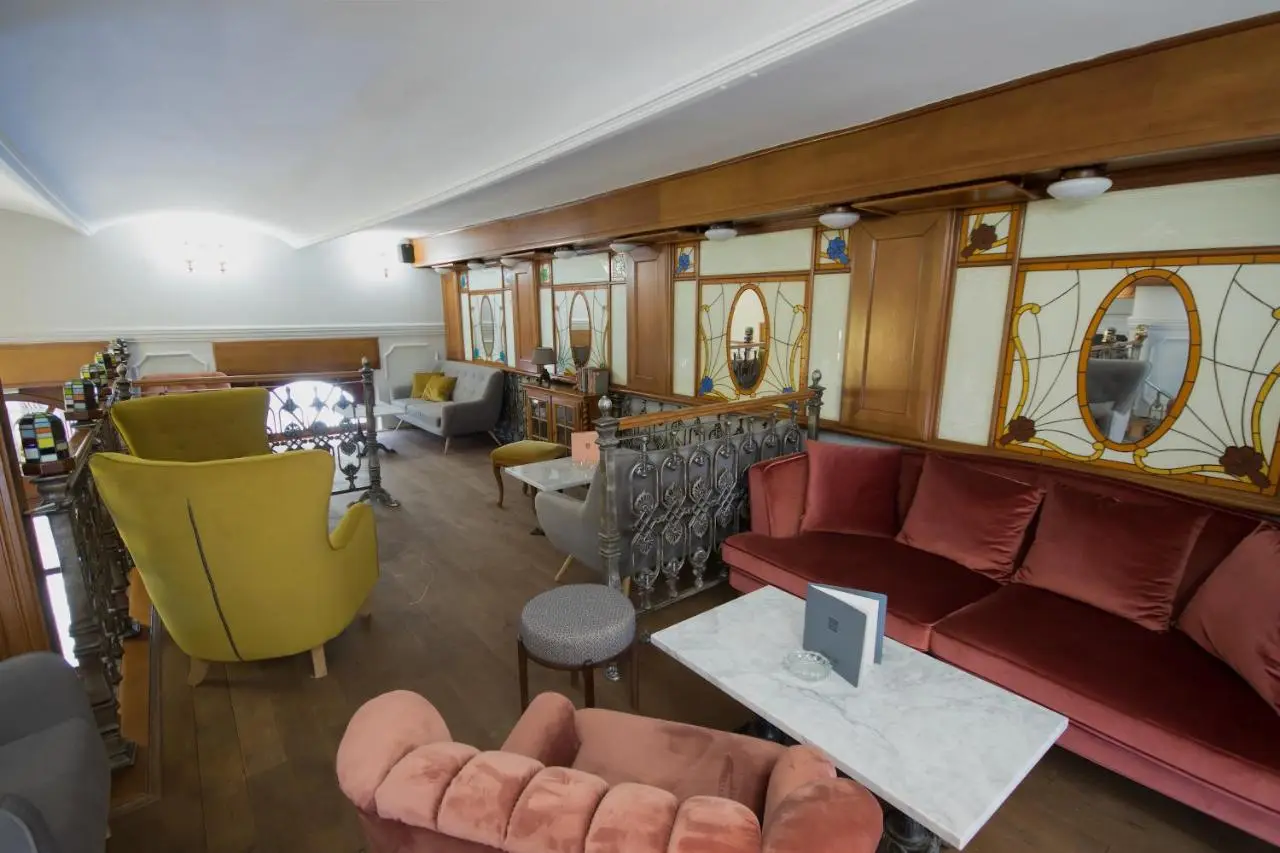 Hotel Ovo malo duše