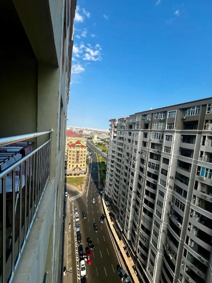 Park Azure 0540