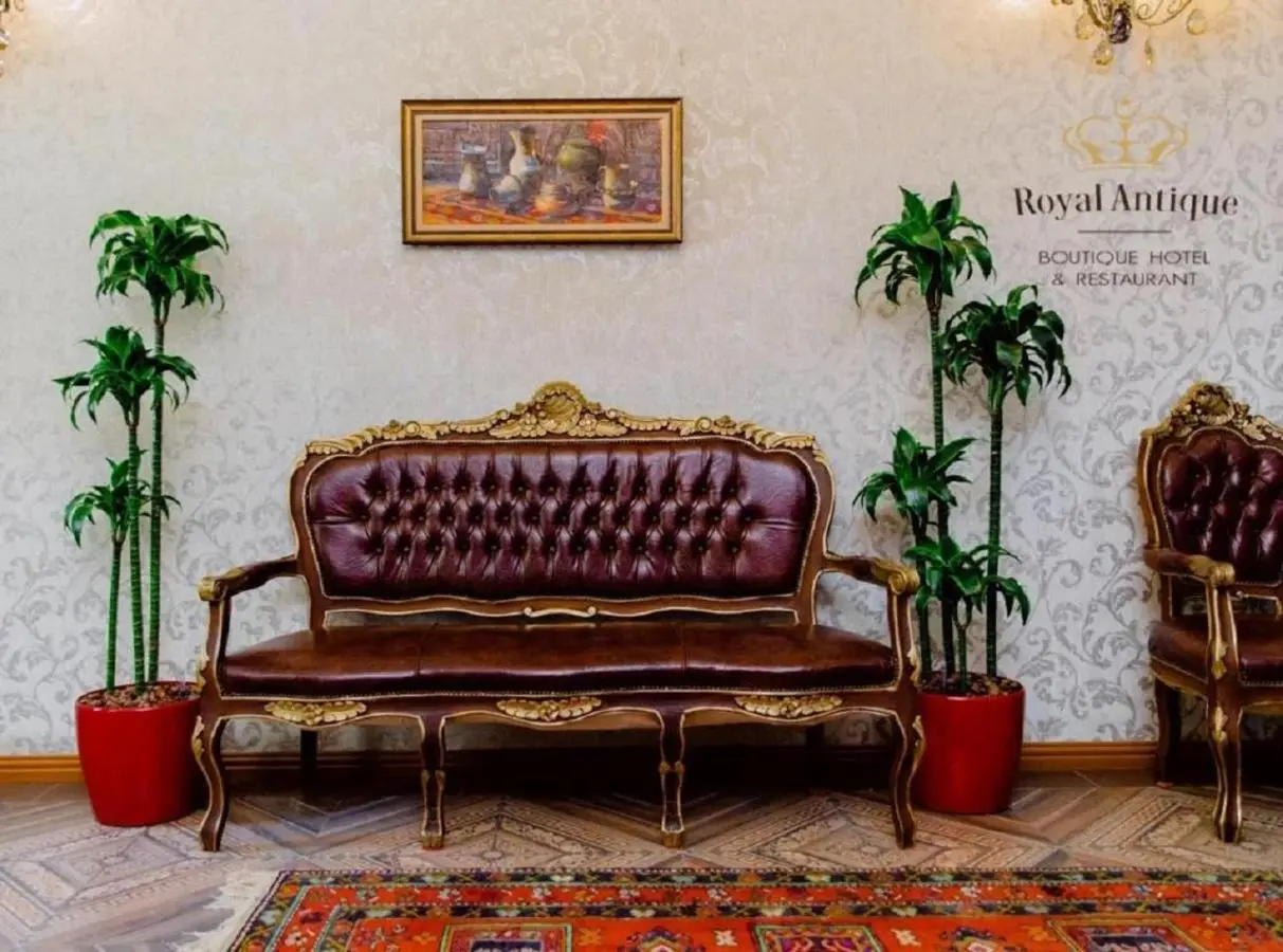 Royal Antique Boutique Hotel