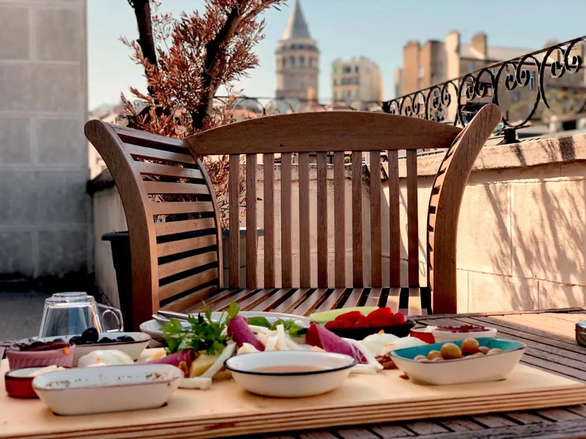 Selvese Suites, Serviced Living in Galata