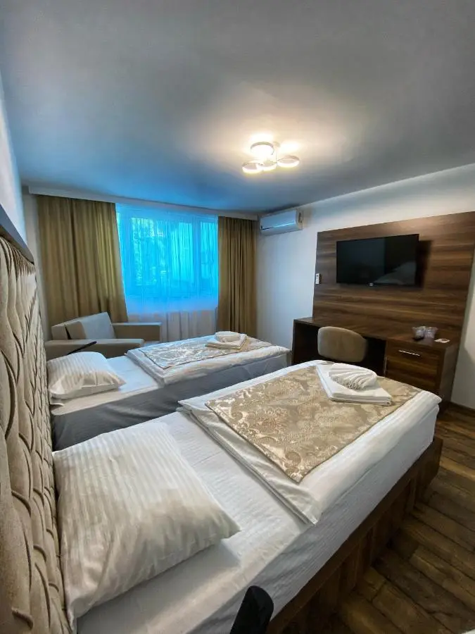Hotel Turist 98