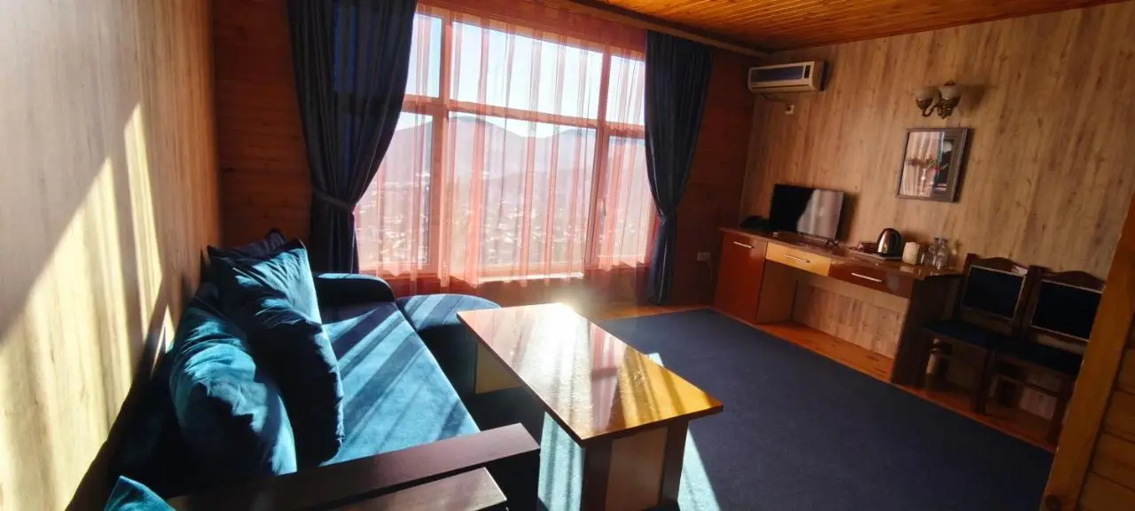 Kungut Hotel & Restaurant