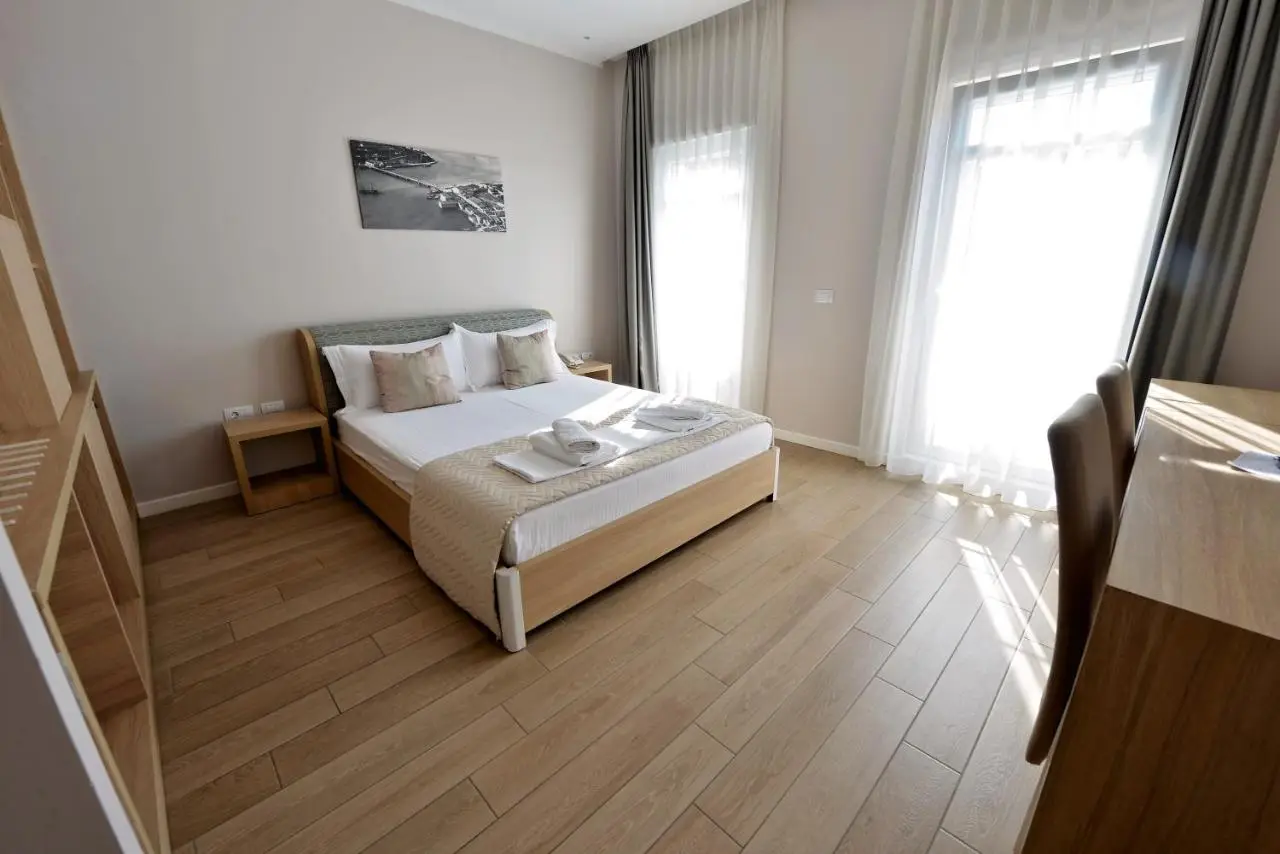 Alis Hotel